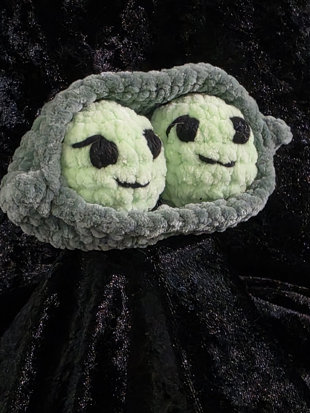 Two Peas In A Pod - Picture 3 of 5